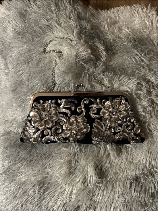 SHEIN Handbags - SHEIN Black Clutch with Gold Sequin Floral Embroidery